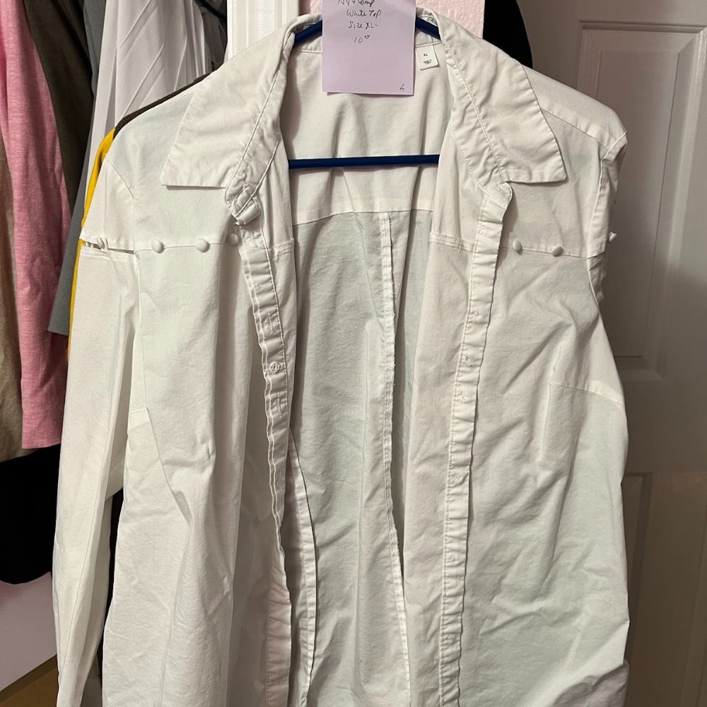 Ladies White New York and Company long sleeve shirt